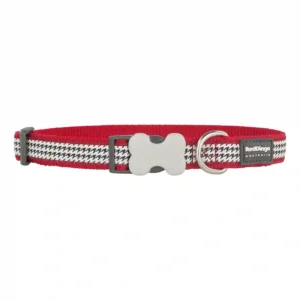 Red and white dog collar with checker pattern